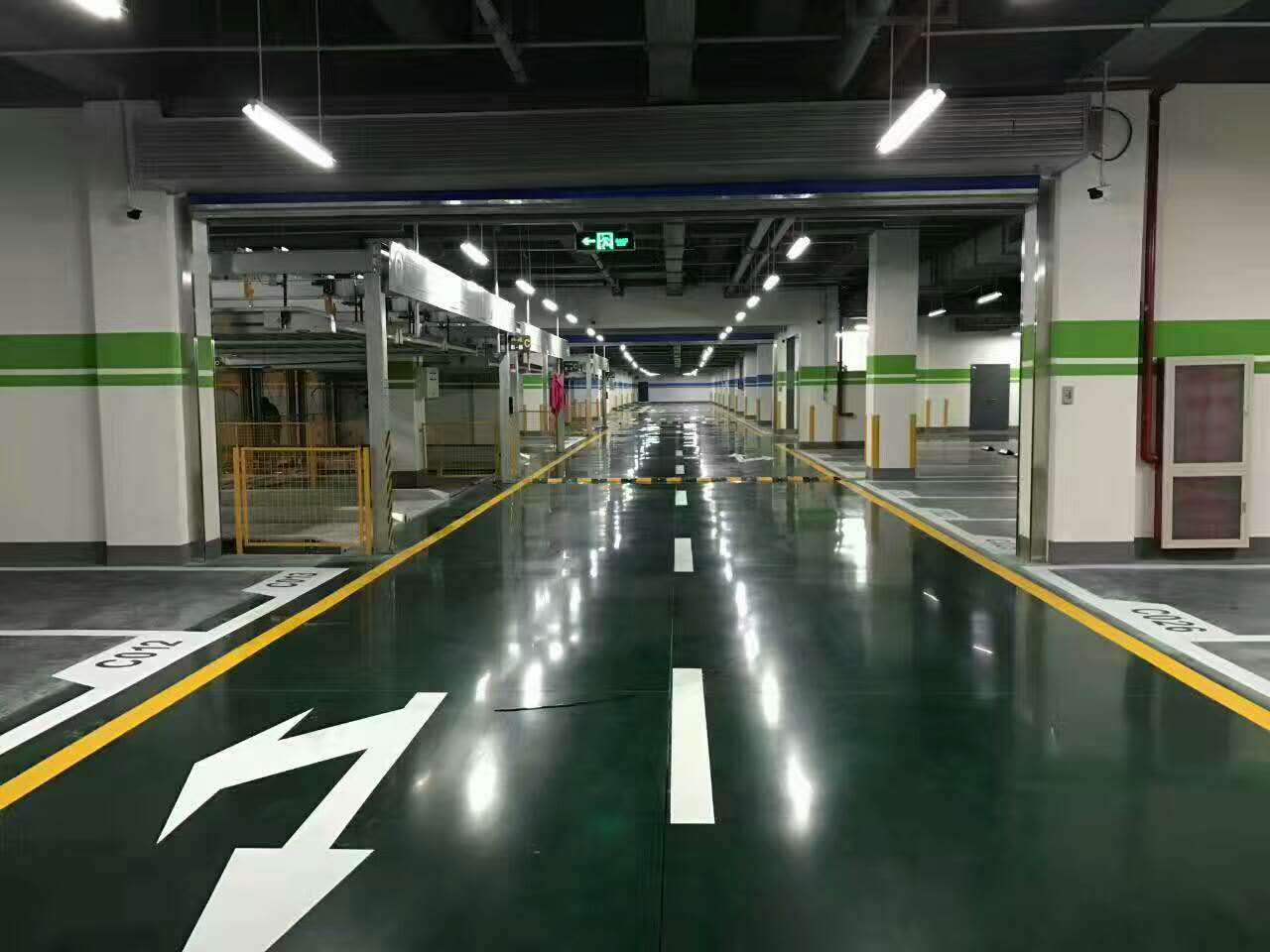 停車(chē)場(chǎng)混凝土染色劑地坪 停車(chē)場(chǎng)混凝土染色劑地坪